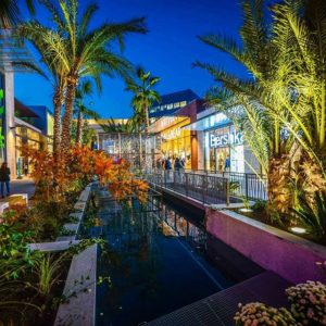 Polygone Riviera Shopping Mall