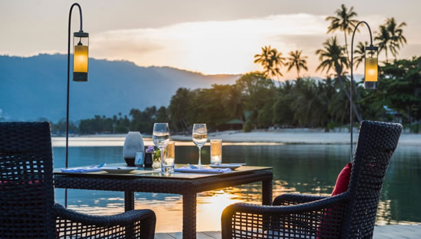 Ocean Pier - Starlight Dinner - Babymoon at Le Méridien Koh Samui Resort & Spa