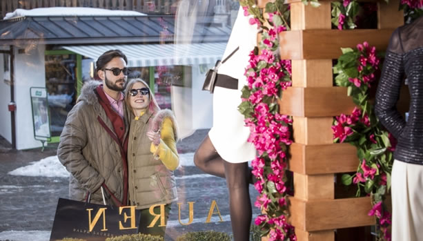 Gstaad Shopping. image©: Gstaad Saanenland Tourismus