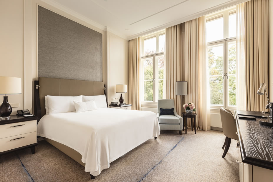 Amsterdam Babymoon at Waldorf Astoria Amsterdam