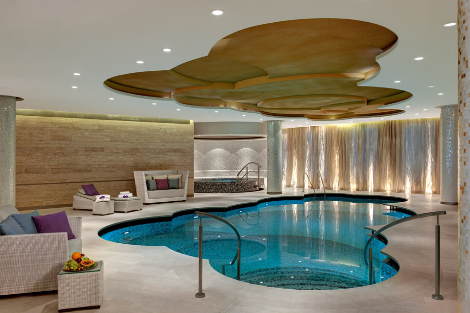 Berlin Babymoon at Waldorf Astoria Berlin