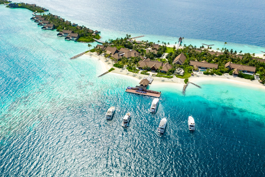 Maldives Babymoon at Waldorf Astoria Maldives Ithaafushi