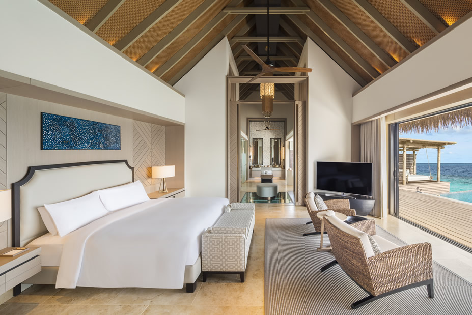 Maldives Babymoon at Waldorf Astoria Maldives Ithaafushi
