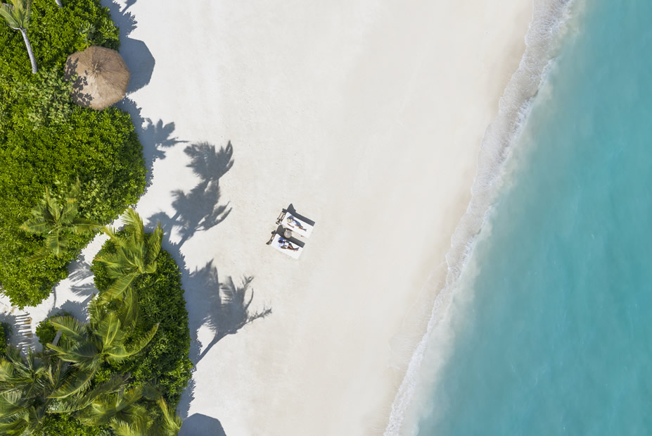 Maldives Babymoon at Waldorf Astoria Maldives Ithaafushi