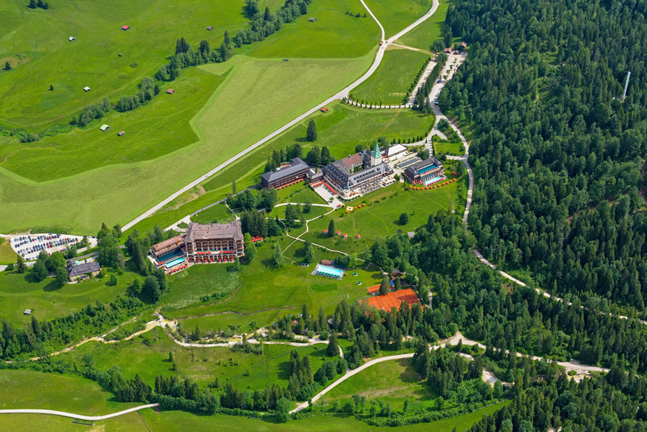 Bavarian Alps Babymoon at Schloss Elmau