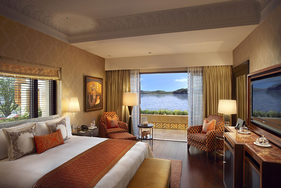 Lake Pichola Babymoon at The Leela Palace Udaipur