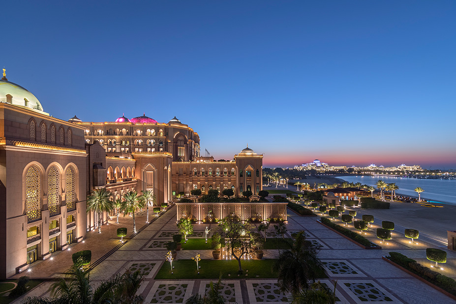 Abu Dhabi Babymoon at Emirates Palace