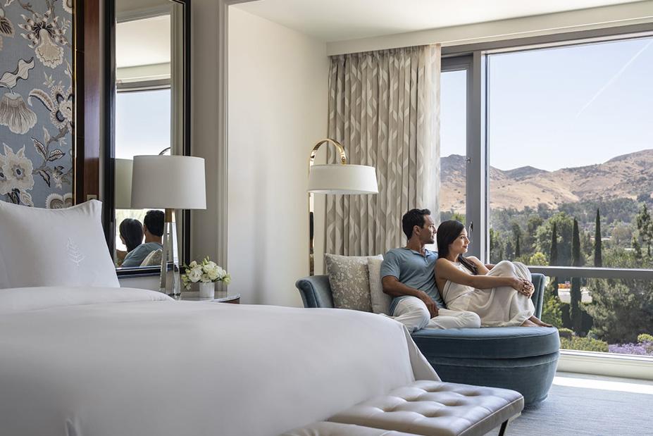 Malibu Los Angeles Region Babymoon at Four Seasons Hotel Westlake Village