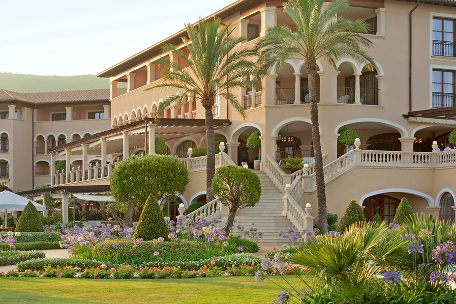 Mallorca Babymoon at The St. Regis Mardavall Mallorca
