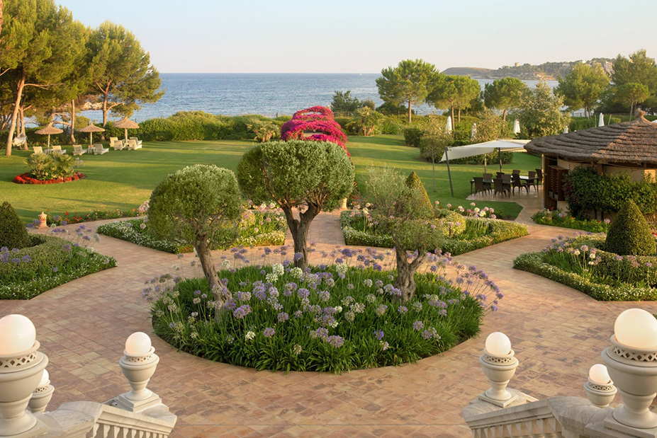 Mallorca Babymoon at The St. Regis Mardavall Mallorca