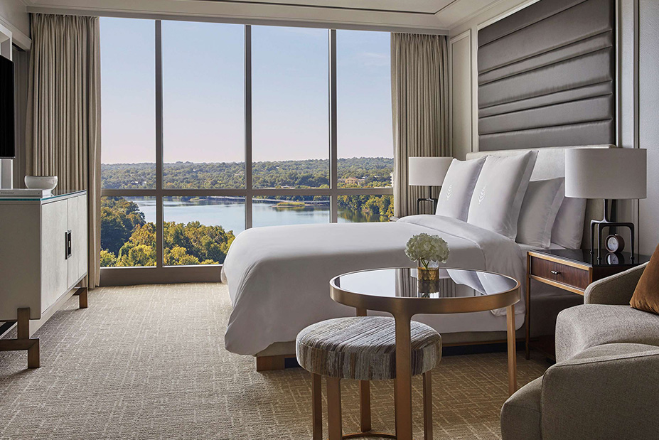 Austin Babymoon at Four Seasons Hotel Austin