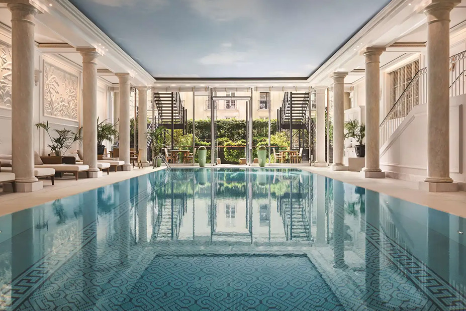 Shangri-La, Paris